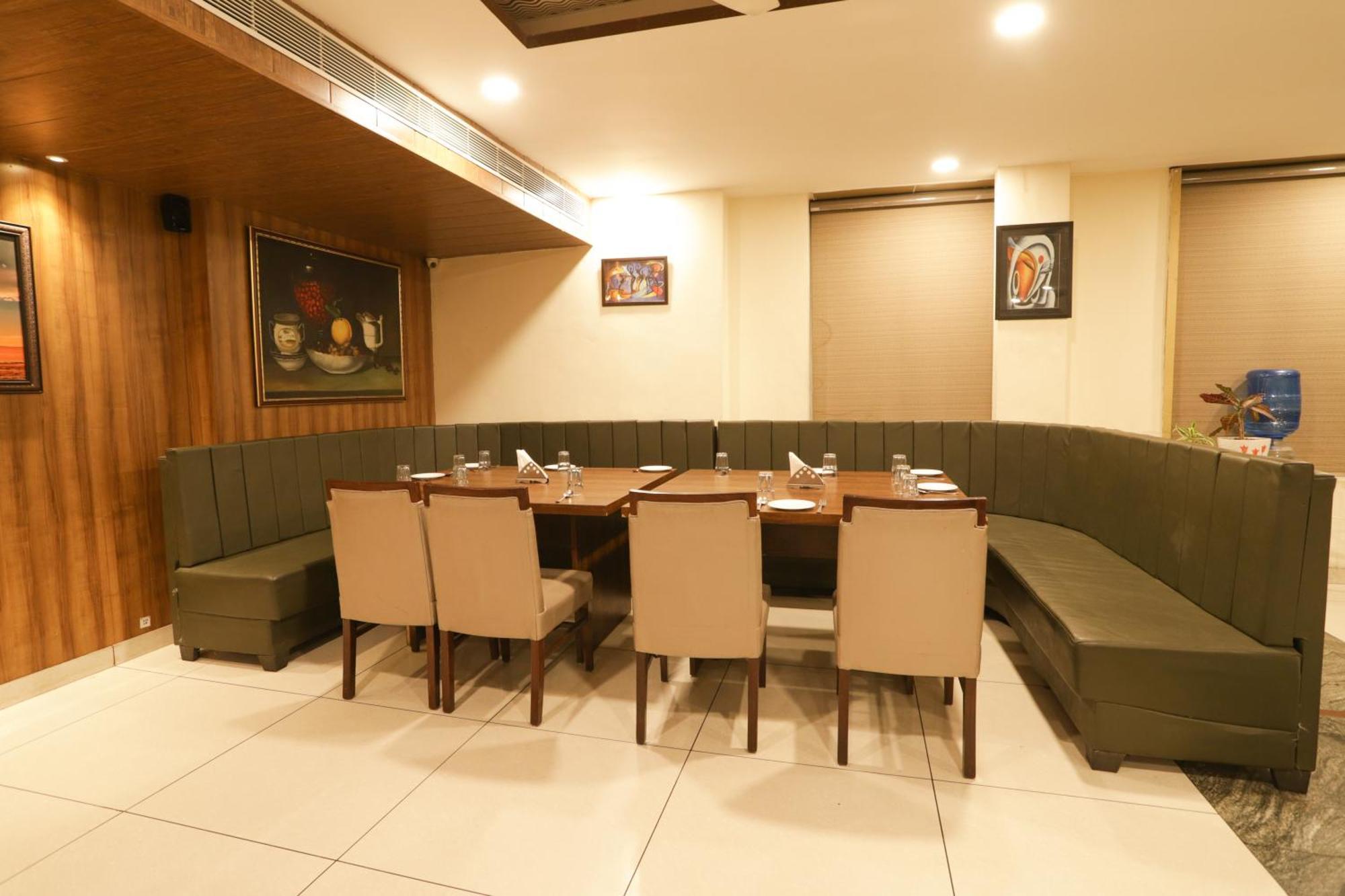 Hotel Razia Inn Hisār エクステリア 写真