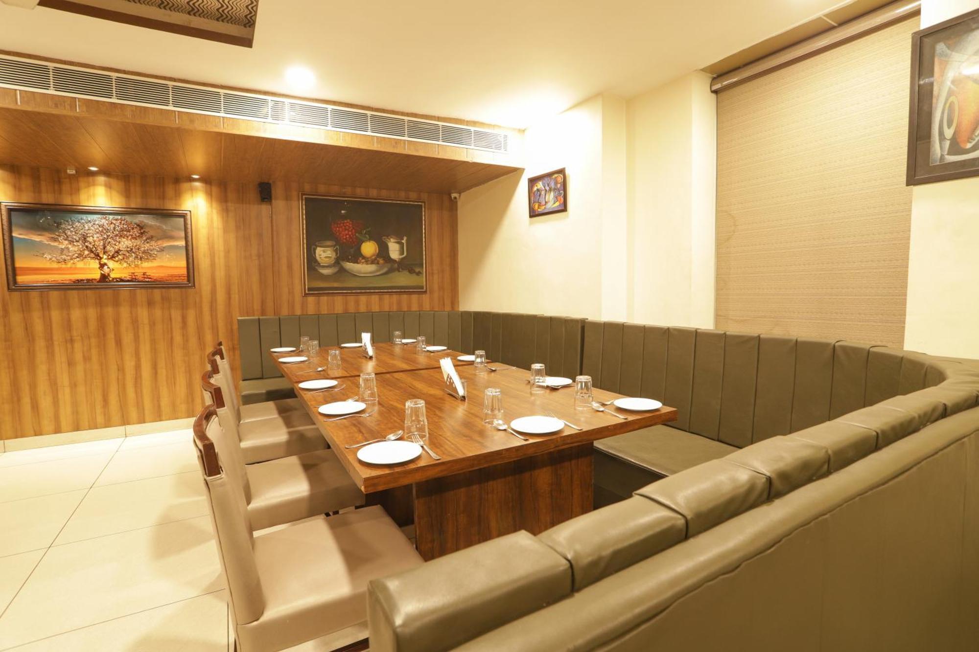 Hotel Razia Inn Hisār エクステリア 写真